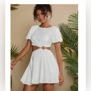 Brand new dress! I love it but is too short for me. I’m 5’9 for reference☺️🩷